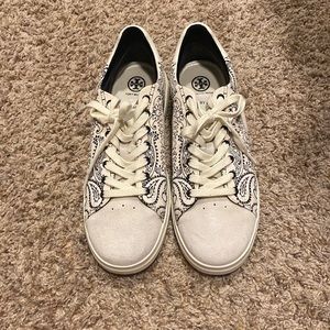 Tory Burch like new Howell court sneaker